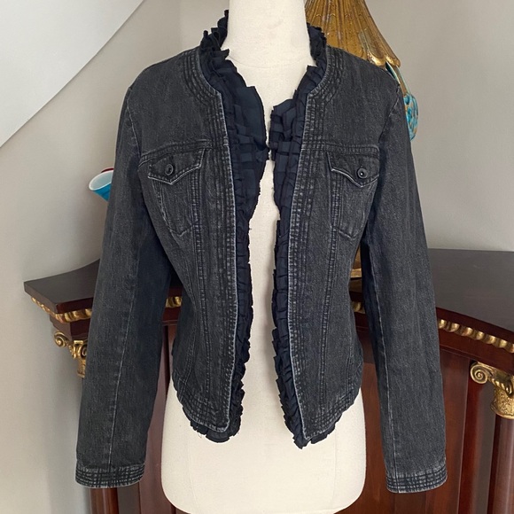 INC black ruffled crop stretchy Jean jacket M - Picture 1 of 7